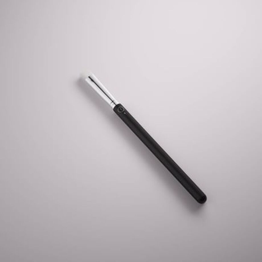 فرشاة قلم دمج ظلال Q and A PRO NO 09