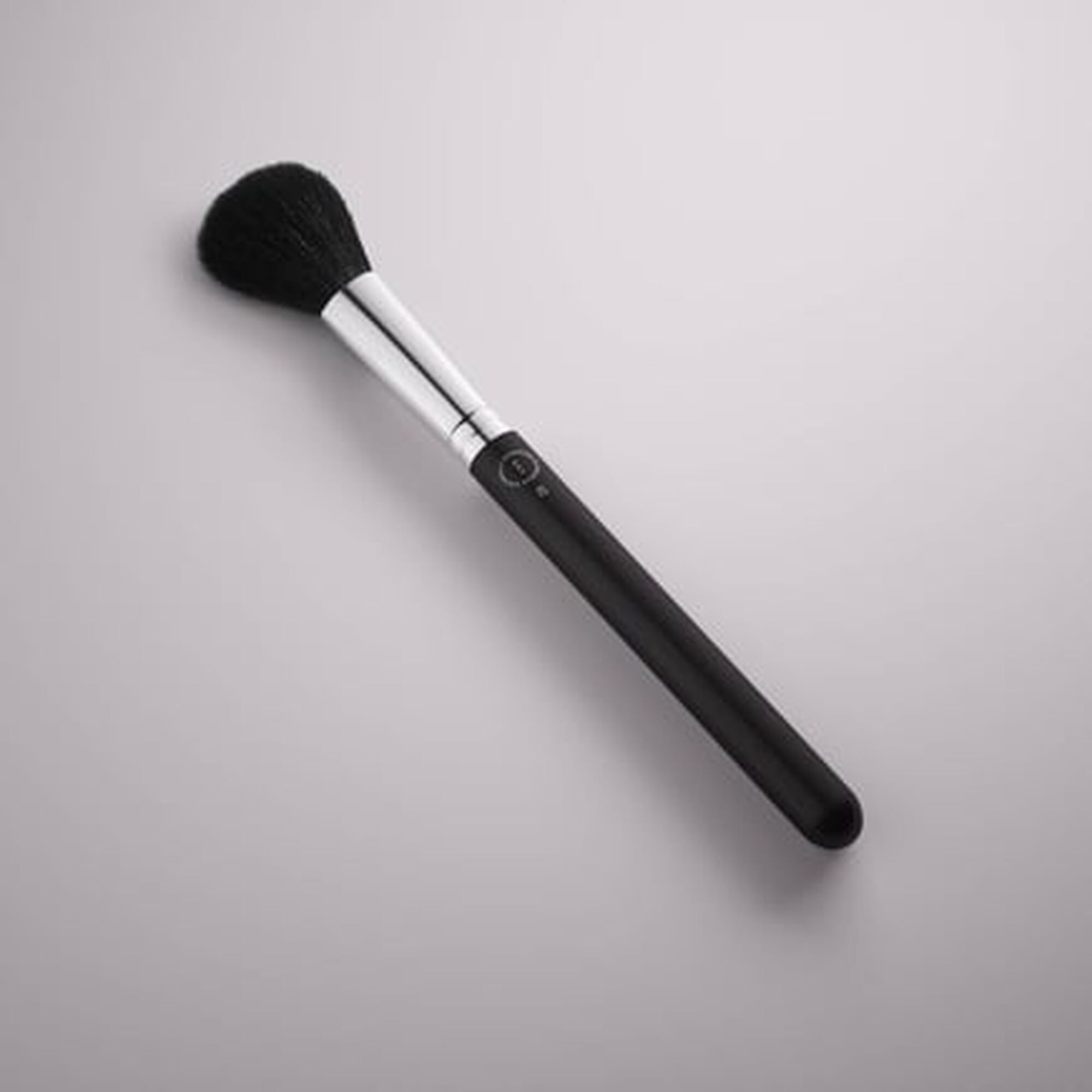 فرشاة حمرة خدود Q and A PRO NO 02